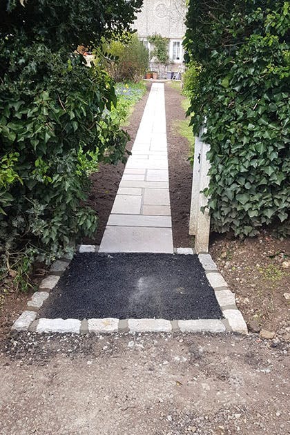 Pathway paving installation | High Wycombe, Berkhamsted & Hemel Hempstead
